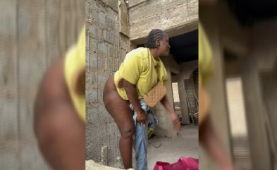 Horny Lady Fucked By A Construction Worker